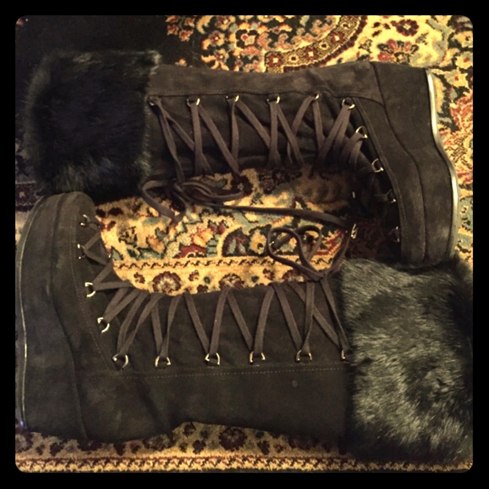 Stuart Weitzman Boots 100% Authentic - image 1